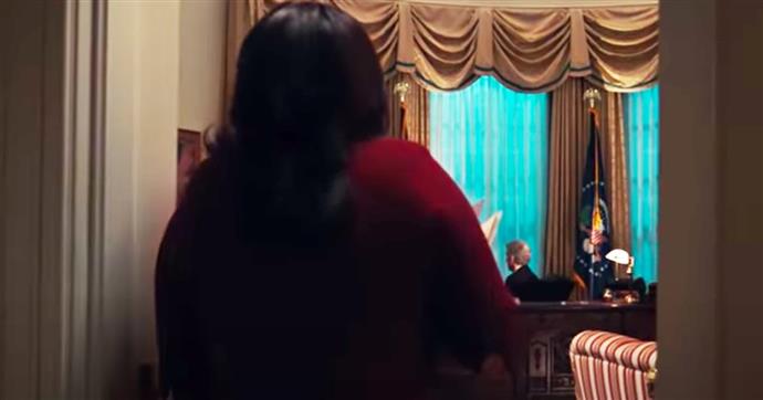 Beanie Feldstein verwandelt sich im ersten Impeachment-Teaser in Monica Lewinsky
